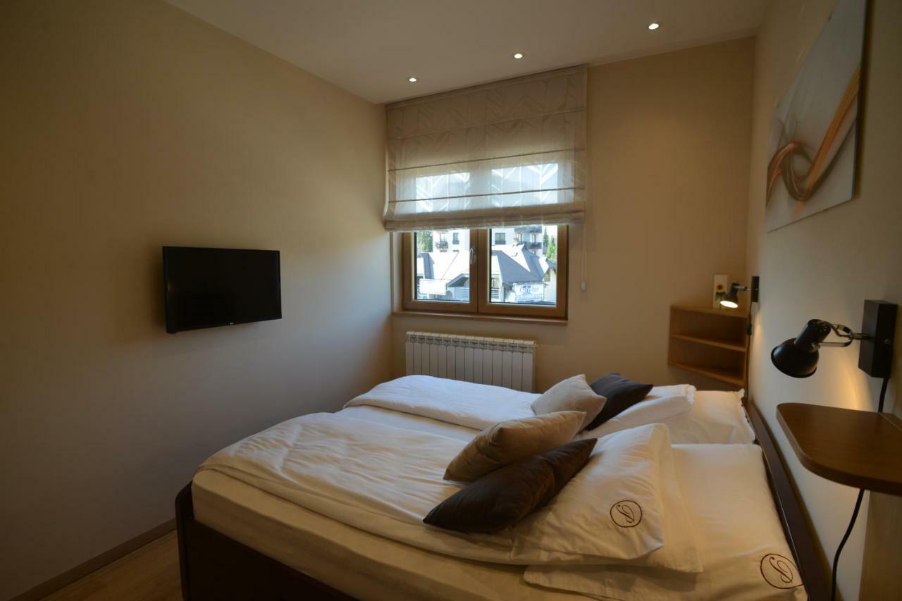 Raj Apartment ซลาตีบอร์ ภายนอก รูปภาพ